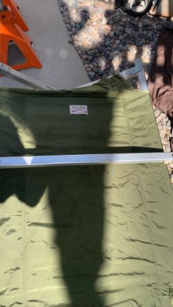 Vintage Cabela’s army style cot