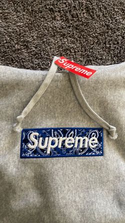 Supreme Hoodie/Sweater Size large