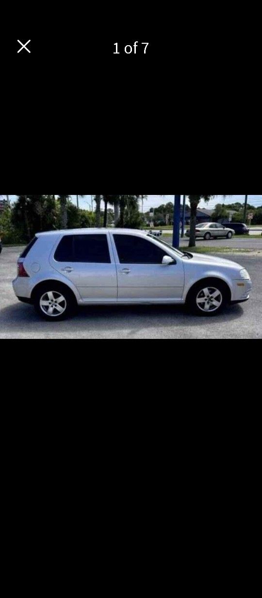 LOOKING 2  BUY  CARS & SUVS  UNDER $3,000