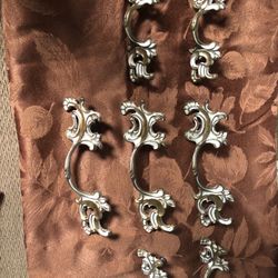 Furniture Pulls