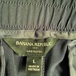 2 Pair Of Banana Republic Pants 