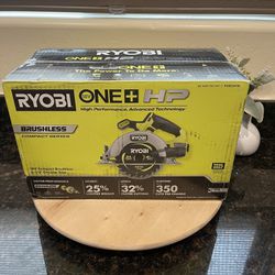 Ryobi ONE+ HP 18V Brushless Cordless Compact 6 1/2" Circular Saw