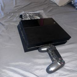working ps4 with controller and cords