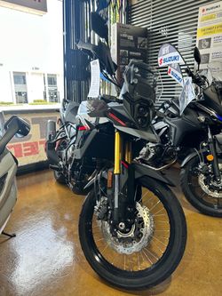 Suzuki v storm 650