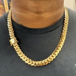 Handmade polished Miami Cuban links necklace🔥🔥🔥🔥