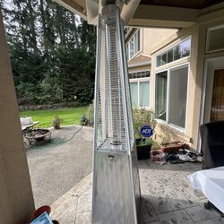 BRAND NEW East Oak Pyramid Tower Patio Heater 