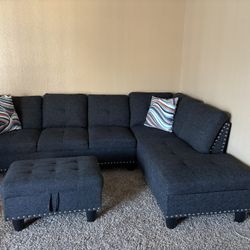 Sectional Couches With Ottoman