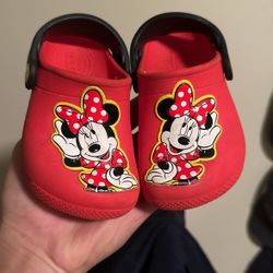 Minnie Crocs
