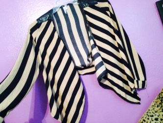 Cute short dressy cardigan size like M EUC