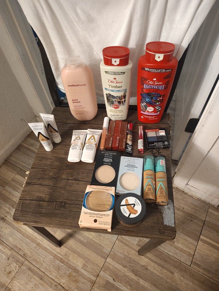 25 Pc. Old Spice And L'Oreal Body Wash Shampoo Conditioner And Assorted Makeup Bundle
