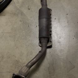 Volkswagen Beetle 1.8T  Exhaust Manifold 