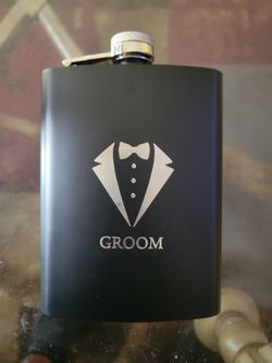 (Unused) Stainless steel black Groomsman flask - groom wedding gift