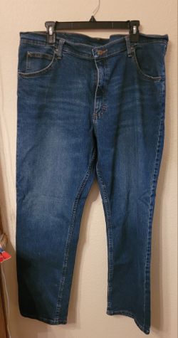 Men's Wrangler Blue Jeans Relaxed 38 X 32