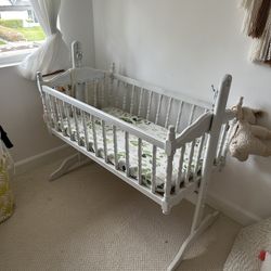 Vintage Bassinet