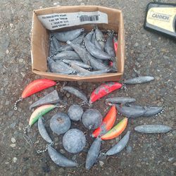Miscellaneous Vintage Deep Sea Fishing Weights for Sale in