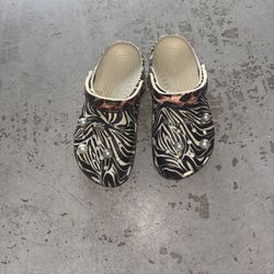 Crocs Classic Animal Remix Clog Zebra Print. Size 8 Women, 6 Men. NWOT