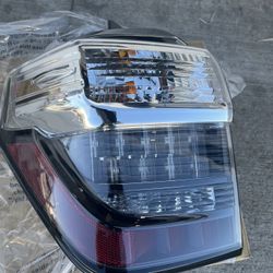 14-24 Toyota 4Runner Tail Light