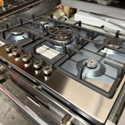 Bertazzoni 30” Front Control Gas Cooktop 5 burners Professional Series