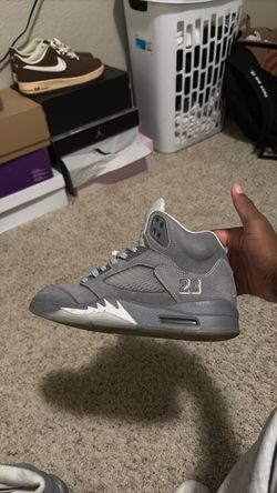 Wolf Grey 5’s