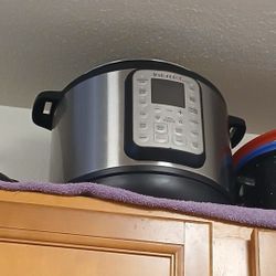 Insta pot 6 Quart