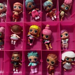L.O.L. Surprise Fashion Runway Case with 14 Dolls – $20
