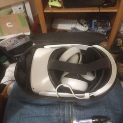 Oculus Quest 2 With External Battery Pack For Trade For a Nice Bike