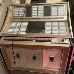 Coin Operated ROWE AMI Diplomat Jukebox 