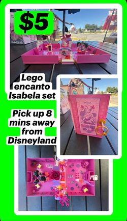 LEGO Encanto Isabela Set