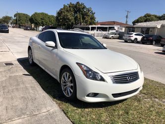 Infiniti G37x 2011