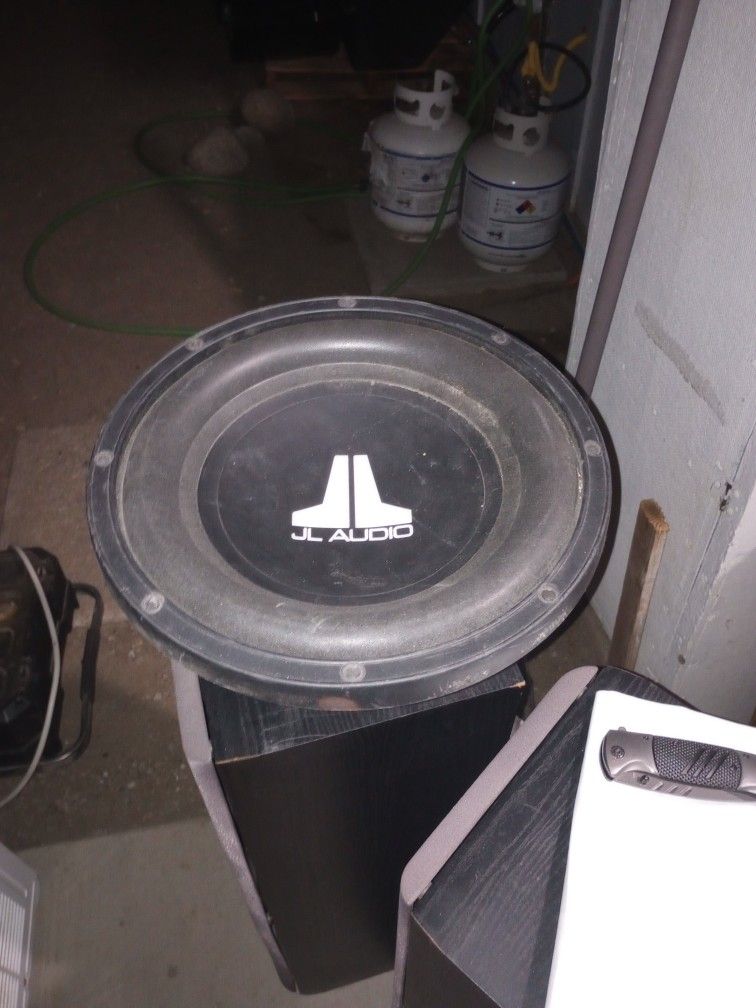 JL. Audio 12 W3v2