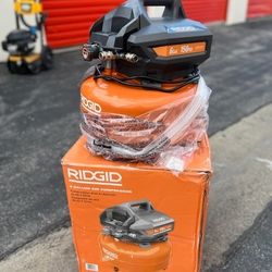 6 Gal. Portable Electric Pancake Air Compressor