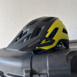 Specialized Mountain Bike Helmet