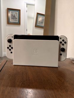 Nintendo Switch Oled W/ Games