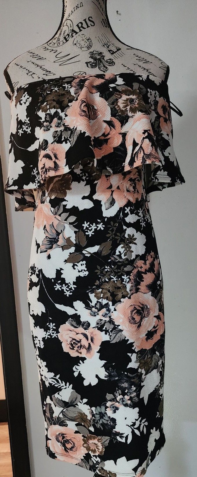 New Off The Shoulder Forever 21 Black Floral Dress 