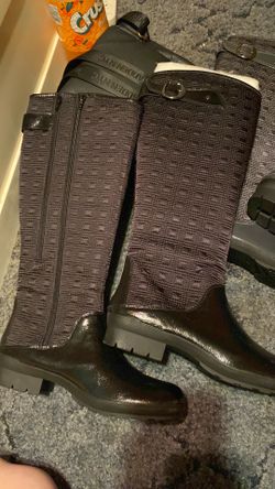 Water resistant boots