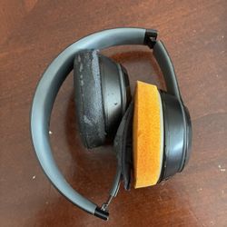 Beats Solo Wireless 