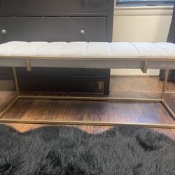 Bench  Very Clean . Pearl Color N Gold Metal 