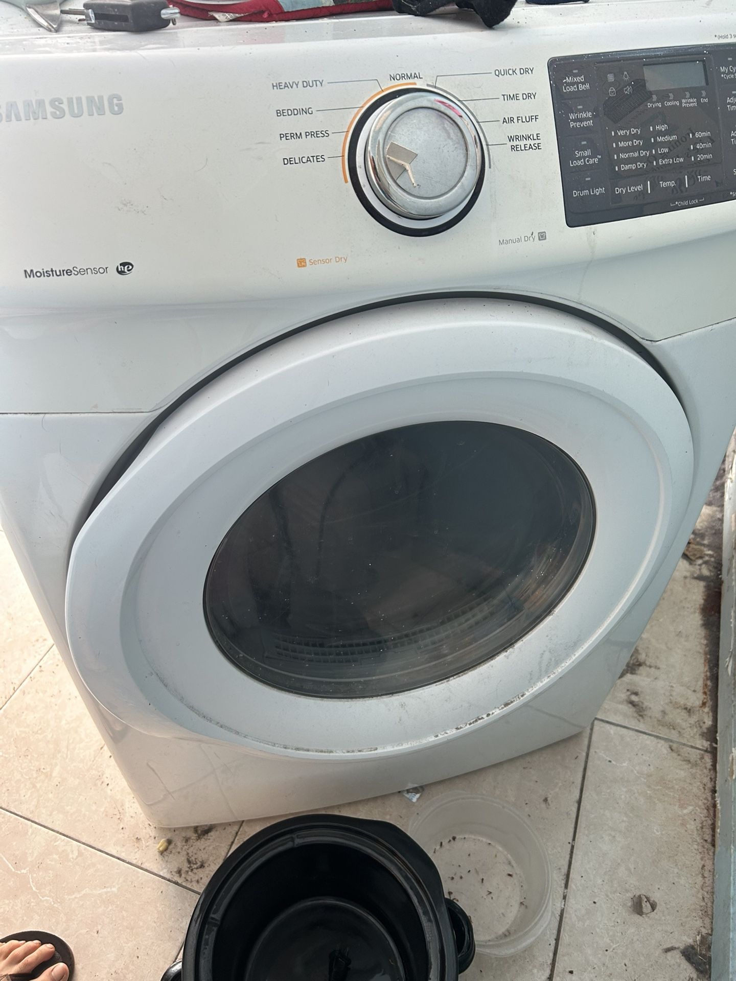 Dryer 100$ Work fine And 2 Ac Units 40each 60 For Both