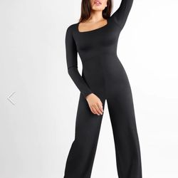 popilush  jumpsuit   XS,  MED,  LARGE,  X-LARGE