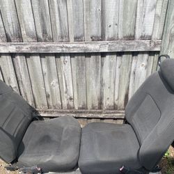 Cloth Mustang Seats