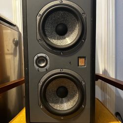 Twin 6 Be Studio Speaker(single) 