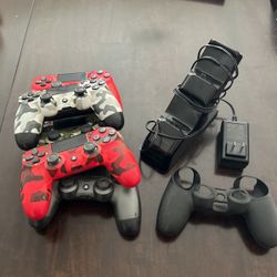 5 Play Station Controllers Charger And Grip 