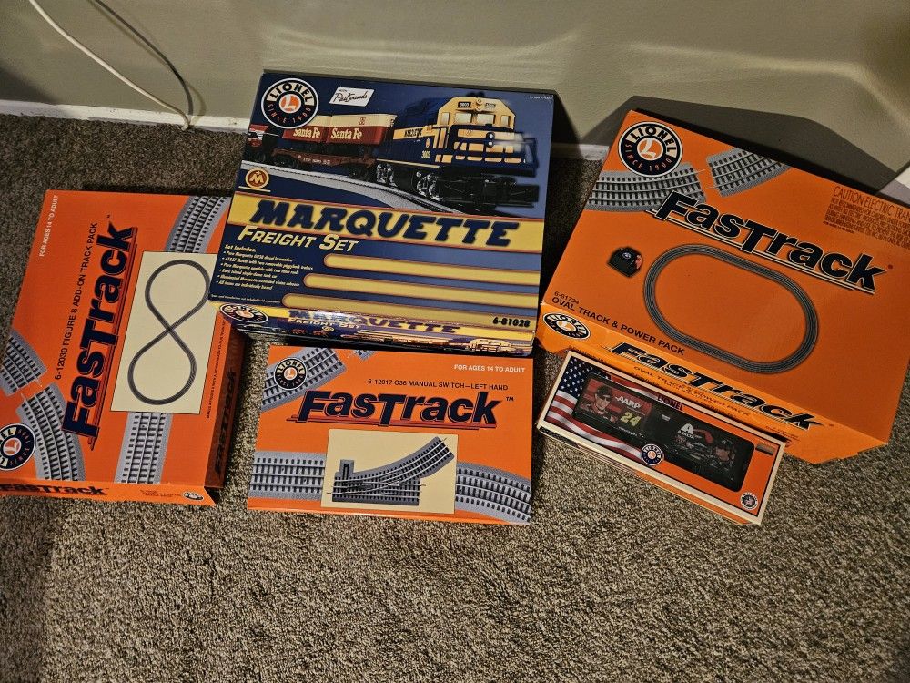 Lionel Train Set