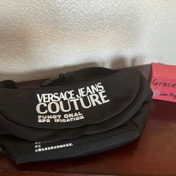 🌺ver🌺sa🌺ce Belt Bag 💲140