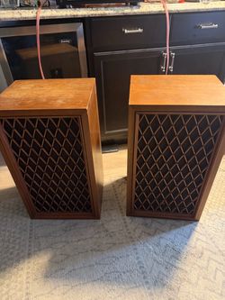 Vintage Pioneer CS-77 speakers