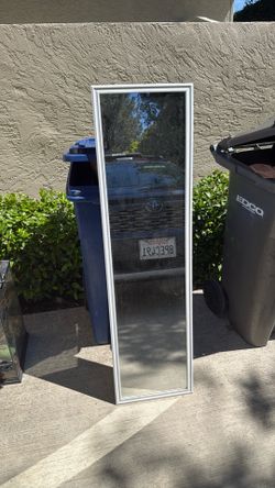 Free mirror