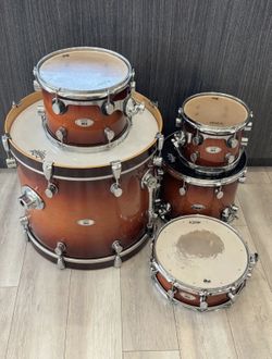 PDP M5 Series Tobacco Maple Drum Set