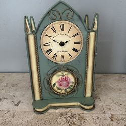 Vintage Rose clock