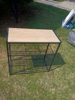 SHOE RACK