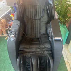 Insignia 3D Zero Gravity Chair